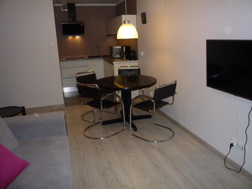 Wonder Home - Apartamenty W Cichej I Zielonej Czesci Karpacza - Z Miejscem Na Grilla I Parkingiem 객실 사진